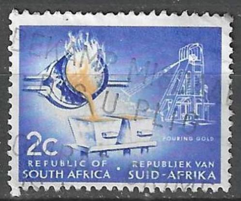 Zuid-Afrika 1961-1962 - Yvert 251 - Goudwinning (ST), Postzegels en Munten, Postzegels | Afrika, Gestempeld, Zuid-Afrika, Verzenden