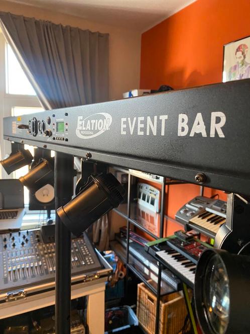 Elation event bar, Musique & Instruments, Lumières & Lasers, Utilisé, Lumières, Effet stroboscopique, Enlèvement