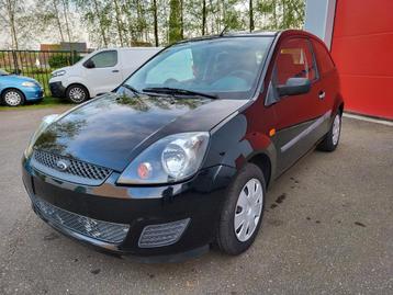 Ford Fiesta 1.4i * Climatisation * Garantie 1J