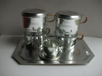Ensemble de 2 filtres à café, pot à lait, plateau Durobor