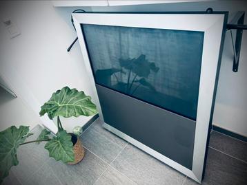 TV, BeoVison 5, type 8900, Bang & Olufsen, early 2000s.