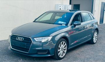 Audi A3/Benzine/manuel/leder/verwarmd zetel/cruise/sensoren