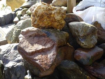 Gezocht: grote keien, rotsen, stenen tbv aanleg vijver