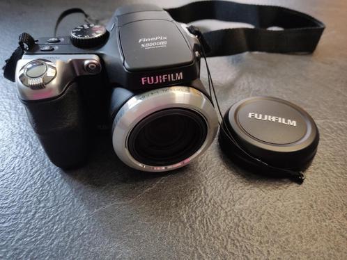 Fujifilm Fine Pix S8000fd 18xoptical zoom, TV, Hi-fi & Vidéo, Appareils photo numériques, Comme neuf, Compact, Fuji, 8 fois ou plus
