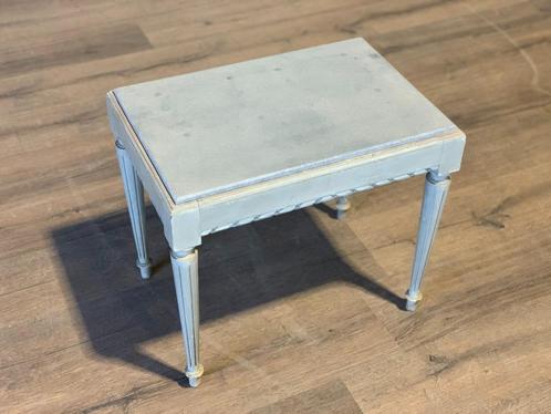 Klein tafeltje - 52 x 36 cm + 46 cm hoog, Maison & Meubles, Tables | Tables d'appoint, Comme neuf, Rectangulaire, 45 à 60 cm, Moins de 55 cm
