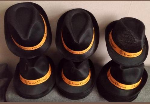 Lot 10 ou 20 Rares Chapeaux Veuve Clicquot/Soie? 20eur/pc, Collections, Marques & Objets publicitaires, Neuf, Autres types, Enlèvement ou Envoi