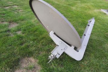 Schotel antenne Katrein Cas75