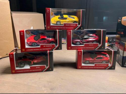 Ferrari Shell Kollektion Burago 1:43, Hobby & Loisirs créatifs, Voitures miniatures | 1:43, Neuf, Voiture, Autres marques, Enlèvement ou Envoi