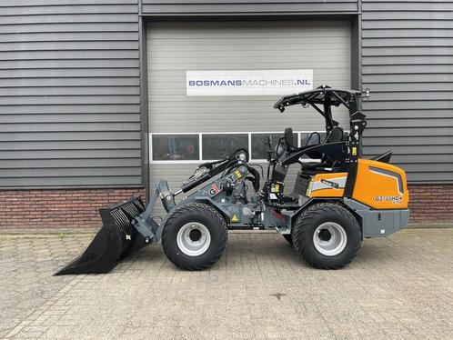 Giant G2700 X-TRA HD+ minishovel NIEUW (incl flitslampen, ko, Articles professionnels, Machines & Construction | Grues & Excavatrices