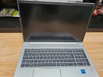 Laptop: Hp probook 650 g10