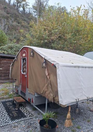 Nostalgische Engelse vouwwagen – unieke sfeer!