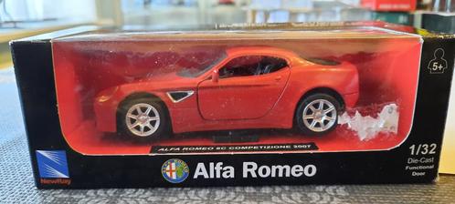 New Ray Alfa Romeo 8C Compétition 2006 1/32, Hobby & Loisirs créatifs, Voitures miniatures | 1:32, Utilisé, Voiture, Autres marques