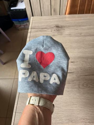 Nouveau chapeau I Love Papa