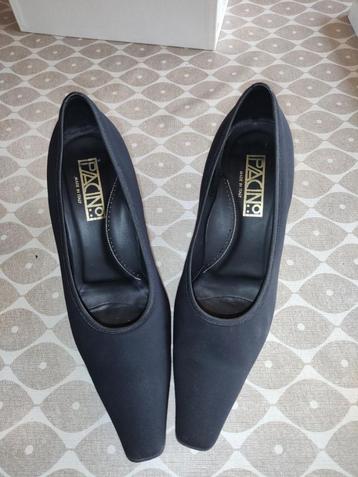 Chaussures noires pour femmes Mt 38.5 de PACINO