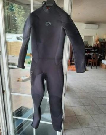 Bare Velocity dubbel 7mm ultra warmth wetsuit 