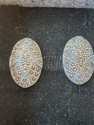 Antieke zilveren oorbellen ( zilver 925)