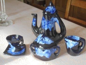service à café bleu : ceramic Vallauris France