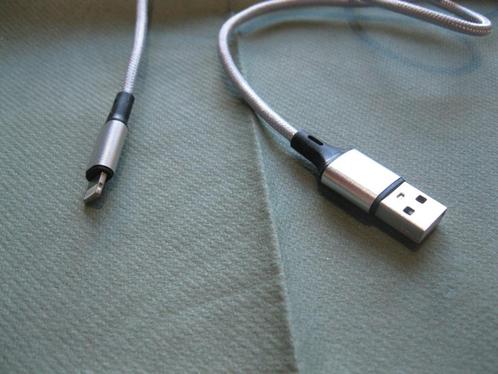 Apple Lightning naar USB A oplaad- en datakabel 1.5m, Télécoms, Téléphonie mobile | Chargeurs pour téléphone, Apple iPhone, Enlèvement