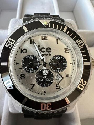 Ice Watch, plastiek case en rubber band