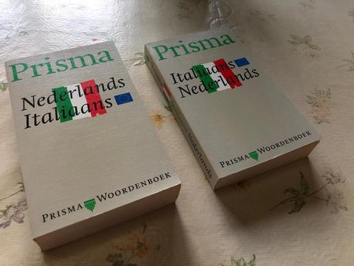 Italien-néerlandais / Néerlandais-italien, Livres, Dictionnaires, Comme neuf, Italien, Enlèvement ou Envoi