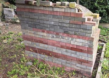 klinkers - pavés - GRATIS AF TE HALEN - GRATUIT