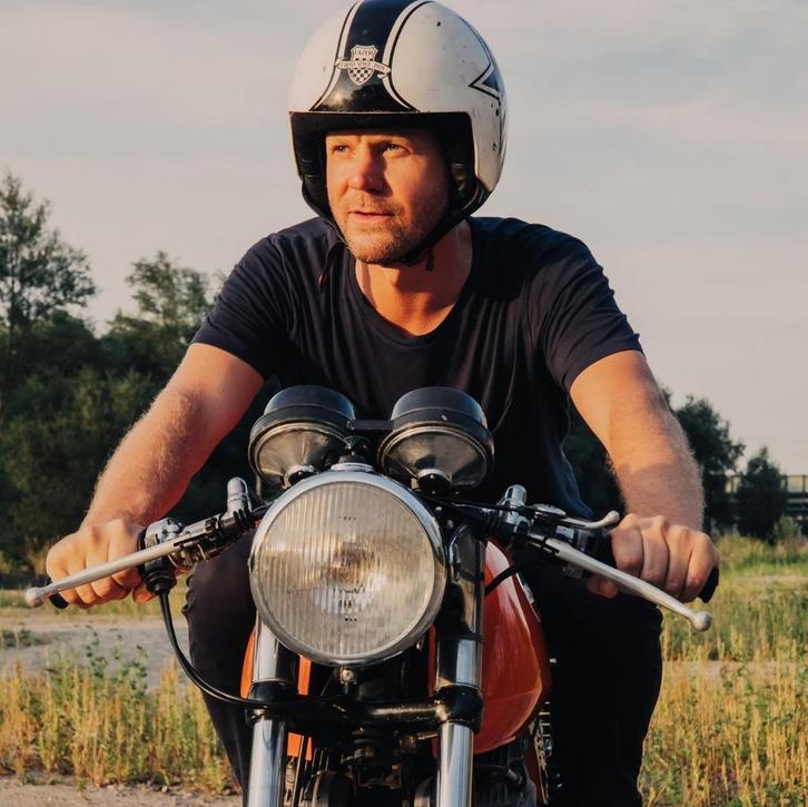 Gespecialiseerd in de aan- en verkoop van tweedehands motoren. Moto Mobilia