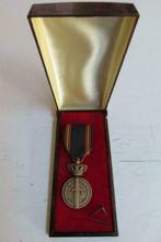 Médaille Prisonnier de guerre, Collections, Objets militaires | Général, Autres, Enlèvement ou Envoi, Ruban, Médaille ou Ailes