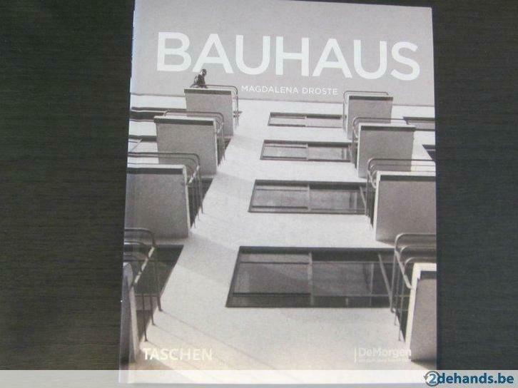 Bauhaus ( Magdalena Droste ), Boeken, Kunst en Cultuur | Architectuur, Gelezen, Ophalen of Verzenden