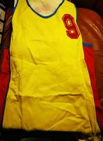 Oude shirt  met nr 9 gedrukt rood, Geel, blauw jaren 80, Ophalen of Verzenden, Zo goed als nieuw, Kleding