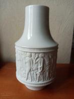 Vase porcelain Allemand KPM egyptomania par Kurt Wendler 60s, Antiquités & Art, Enlèvement ou Envoi