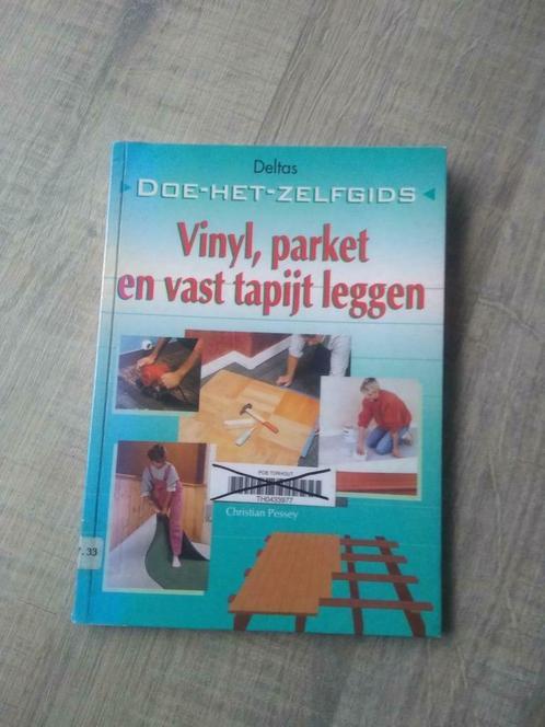 vinyl, parket en vast tapijt leggen, Boeken, Overige Boeken, Gelezen, Ophalen of Verzenden