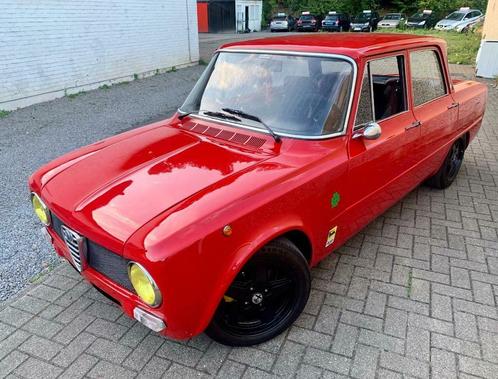 Alfa romeo Giulia nuova 2000 rare 2.0 weber, Auto's, Alfa Romeo, Bedrijf, Giulia, Lederen bekleding, Lichtmetalen velgen, Metaalkleur