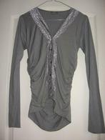 Naf Naf blouse aan de zijkanten aangetrokken in parelgrijs, Kleding | Dames, Nieuw, Ophalen of Verzenden, Lange mouw, Maat 36 (S)