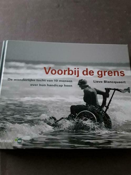 Voorbij de grens    Lieve Blancquaert, Boeken, Kunst en Cultuur | Fotografie en Design, Zo goed als nieuw, Ophalen of Verzenden
