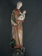 Heel oud beeldje Pater met kind, Verzamelen, Gebruikt, Ophalen, Religie
