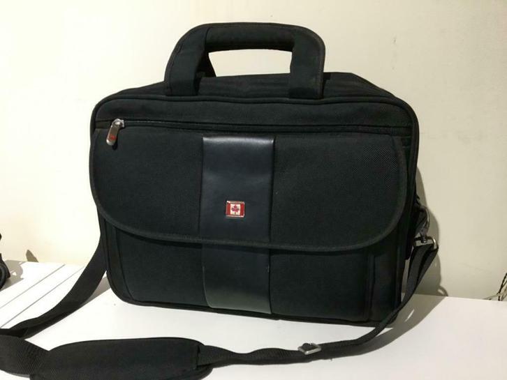 sacoche pc portable, Computers en Software, Laptoptassen, Zo goed als nieuw, Schoudertas, Ophalen of Verzenden