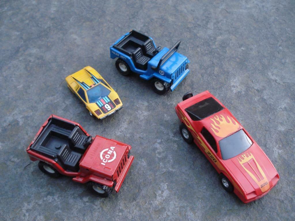 4 voitures, vintage, Enlèvement ou Envoi, Comme neuf