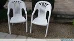 2 witte stoelen, Ophalen, Gebruikt