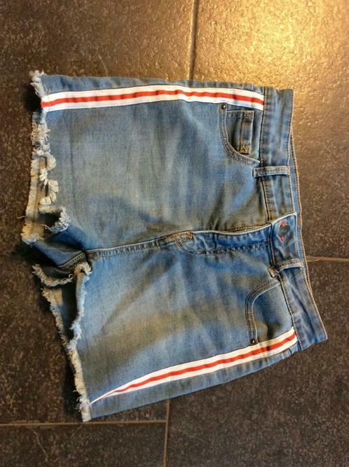 short en jeans JBC sous marque Groggy taille 40 etat impecca, Vêtements | Femmes, Culottes & Pantalons, Comme neuf, Taille 42/44 (L)