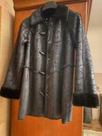 Zwarte jas met cashmere print, maat 38., Kleding | Dames, Jassen | Winter, Maat 38/40 (M), Sans, Zo goed als nieuw, Zwart