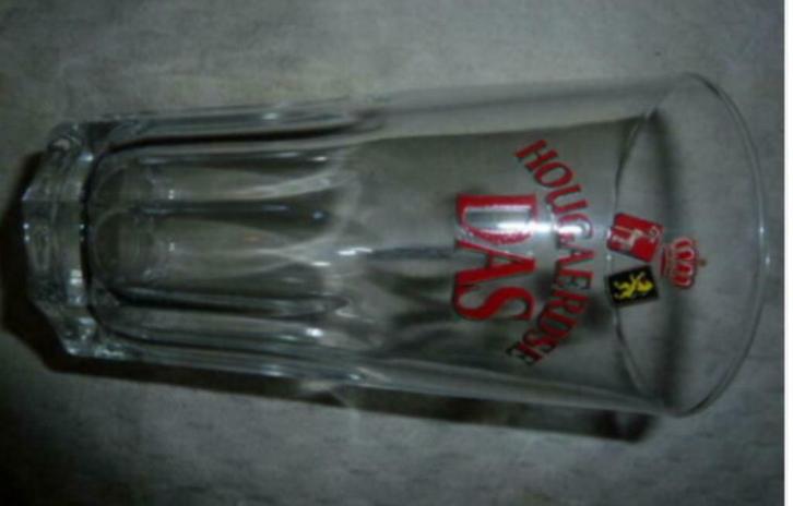 #B Bier glas HOUGAERDSE DAS ' brede ribbels & dunne voet ', Verzamelen, Glas en Drinkglazen, Nieuw, Bierglas, Ophalen of Verzenden