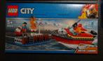 LEGO City Brand aan de Kade - 60213 (nieuw), Nieuw, Complete set, Ophalen of Verzenden, Lego