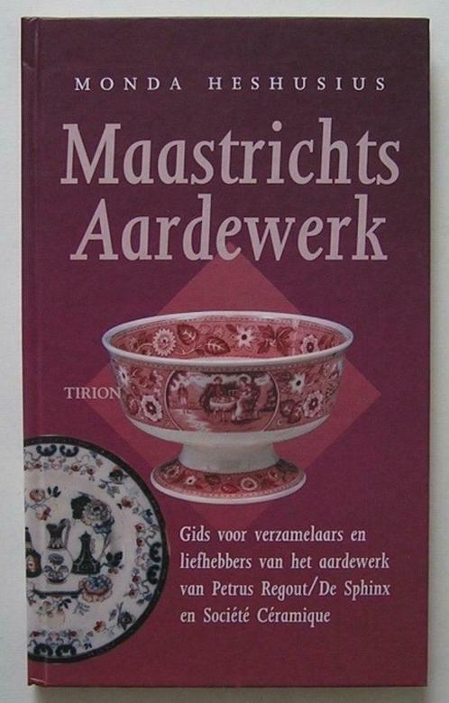 Maastricht  7   Plateel Gids, Antiek en Kunst, Antiek | Keramiek en Aardewerk, Verzenden