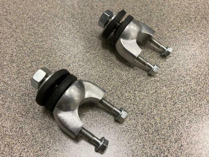 Ensemble fixations de guidon d’origine état neuf HONDA CD50, Motoren, Onderdelen | Honda, Nieuw, Ophalen of Verzenden