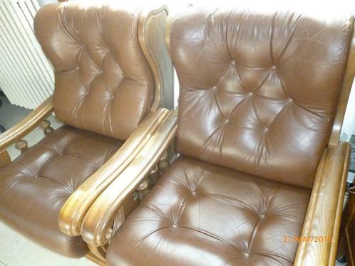 2 fauteuils en chêne coussins en cuir brun, Maison & Meubles, Fauteuils, Utilisé, Bois, Cuir, Enlèvement ou Envoi