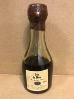 Eau de Noix La Salamandre - Mignonnette d'alcool, Comme neuf, Pleine, Autres types, France