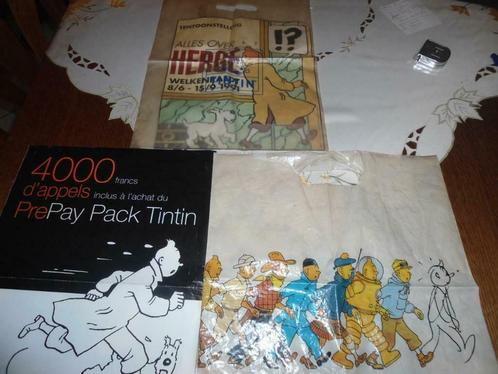 Très Beau Lot de 2 affiches et de Sachets plastics Tintin., Verzamelen, Complete verzamelingen en Collecties, Ophalen of Verzenden