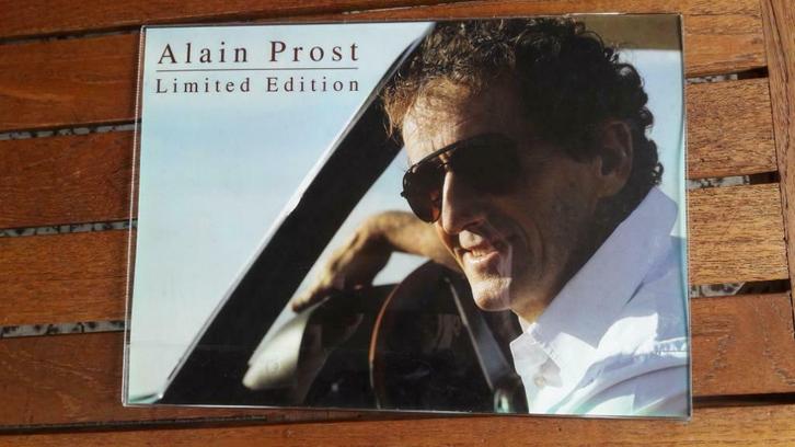 Photo Alain Prost, Collections, Marques automobiles, Motos & Formules 1, Utilisé, ForTwo, Enlèvement ou Envoi