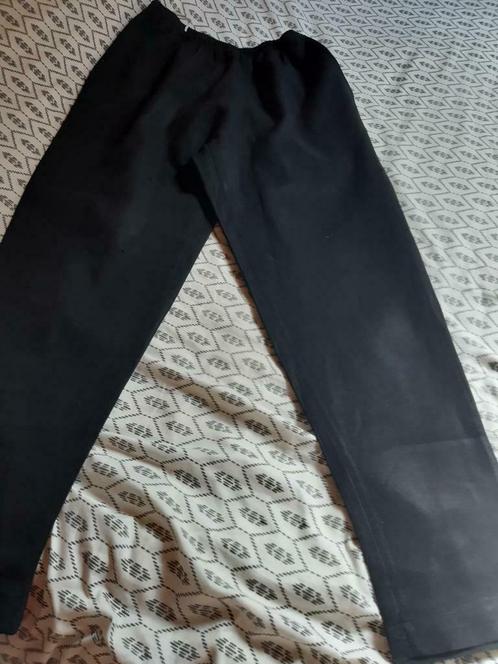 Zwarte klassieke broek, Kleding | Dames, Broeken en Pantalons, Zo goed als nieuw, Maat 42/44 (L), Zwart, Lang, Ophalen