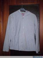 grijze zomervest met kap, limited edition, Esprit, Porté